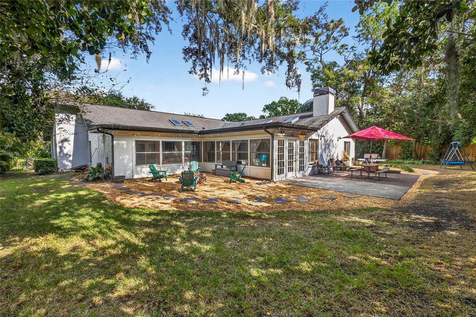 2835 HAMMOCK DR — photo 27