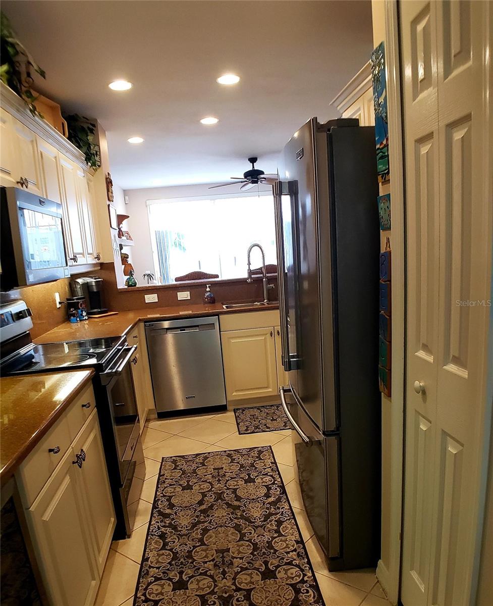 5662 WHITEHEAD ST — photo 21