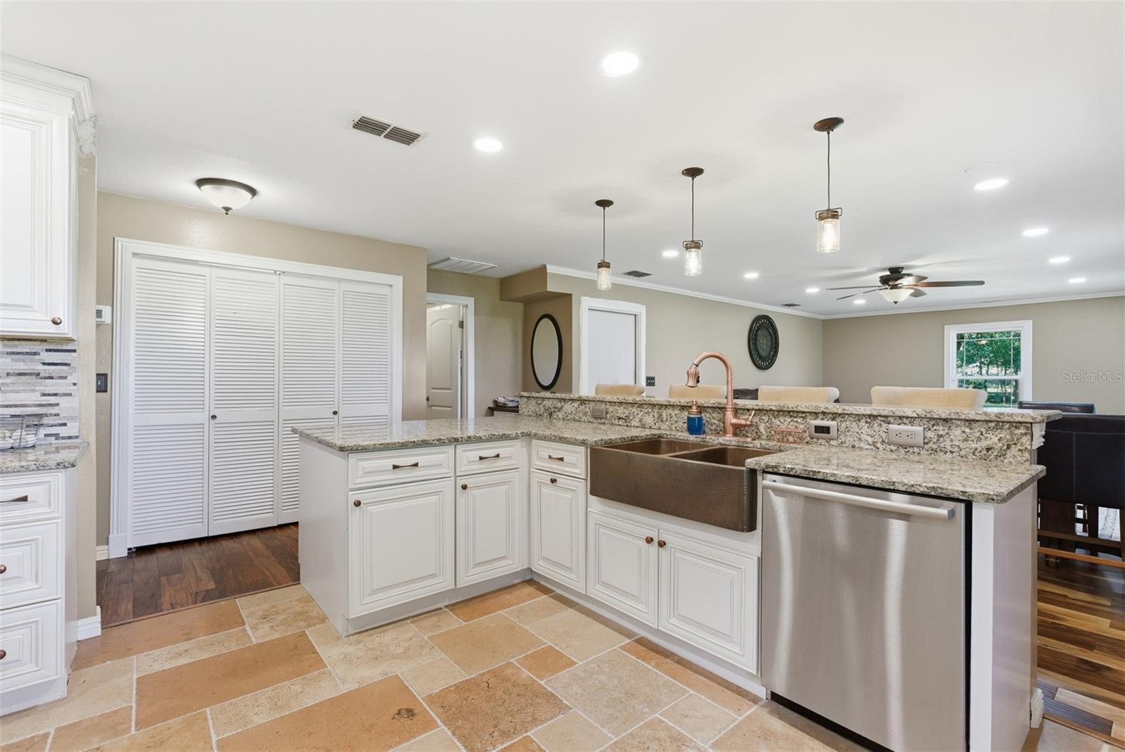 2506 HAWK GRIFFIN RD — photo 18