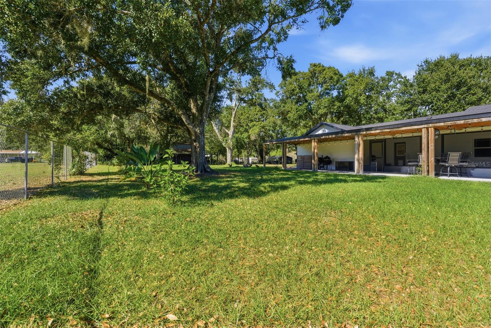 2506 HAWK GRIFFIN RD — photo 38