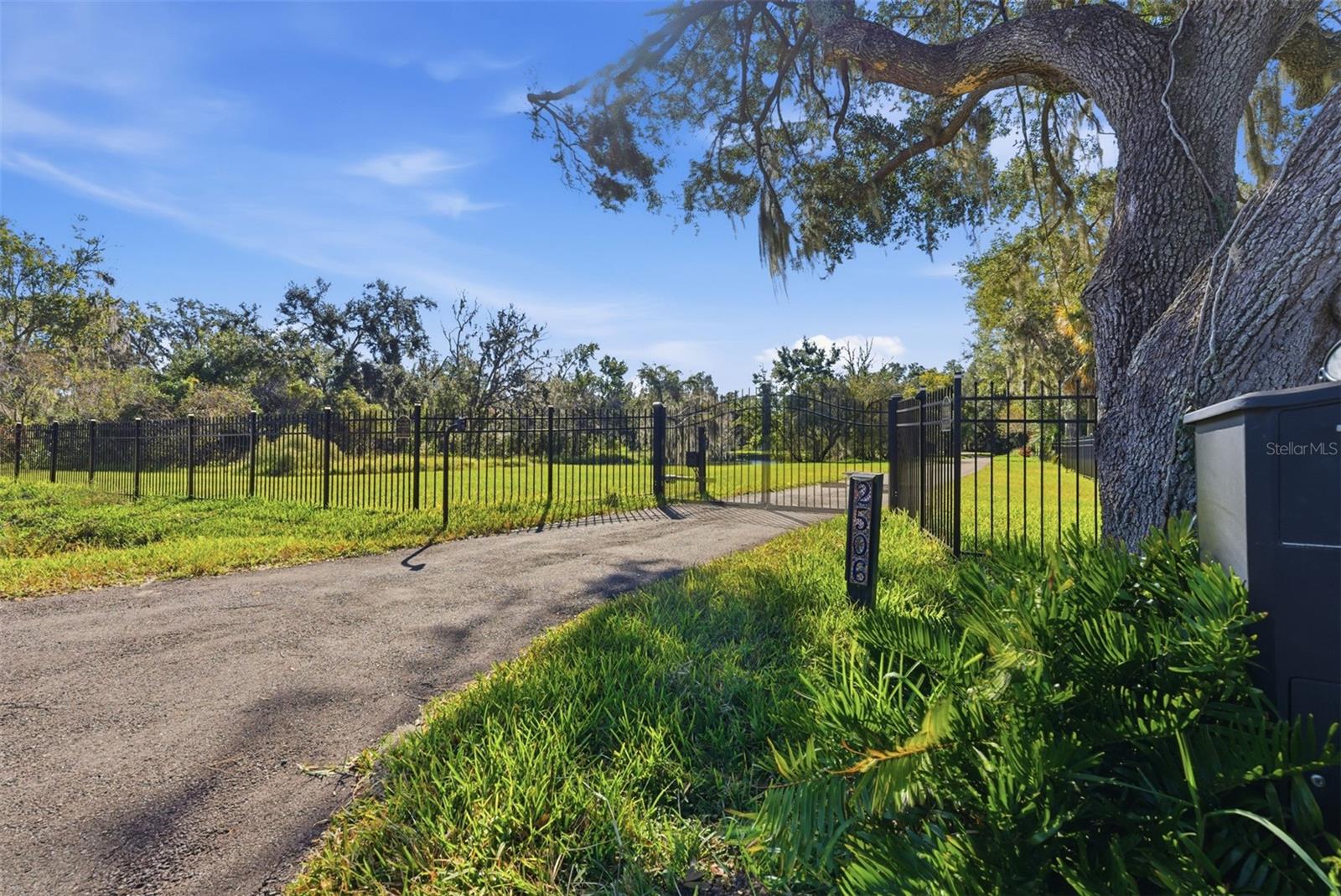 2506 HAWK GRIFFIN RD — photo 6