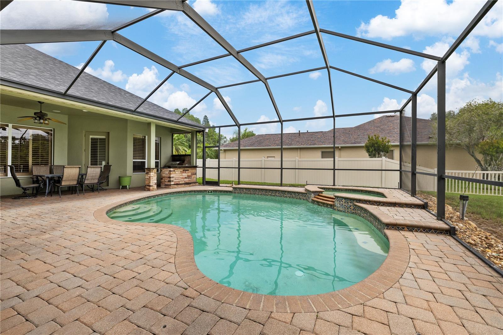 3015 LYNWOOD CT — photo 35