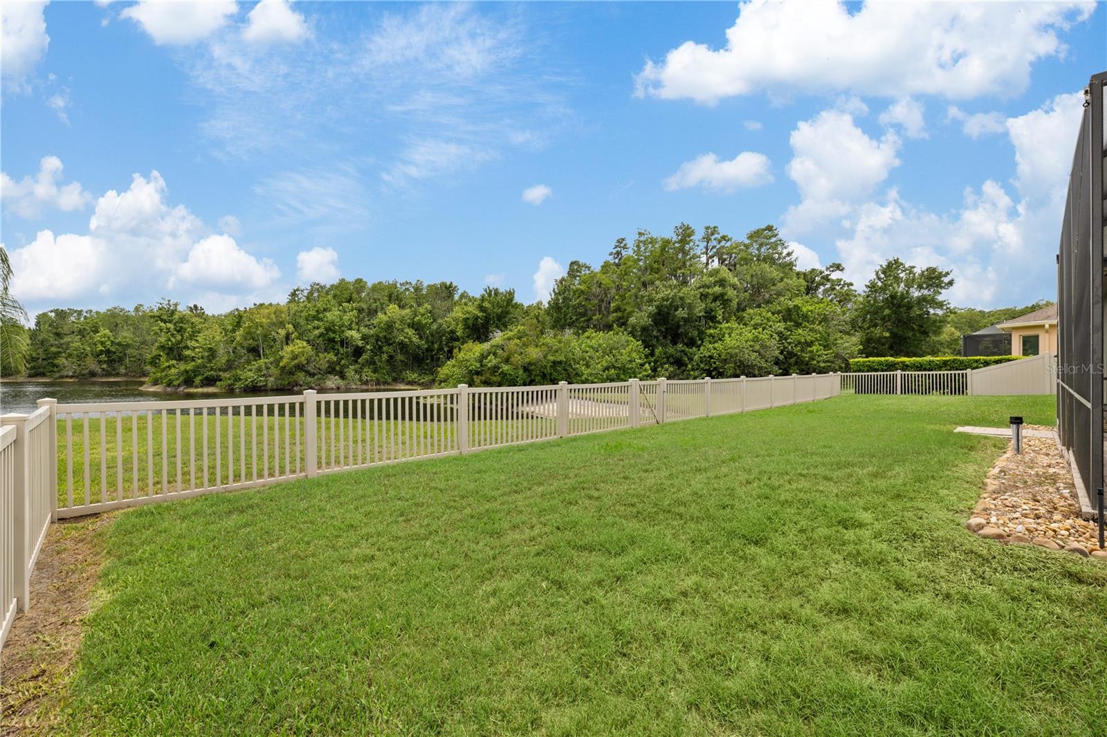 3015 LYNWOOD CT — photo 5