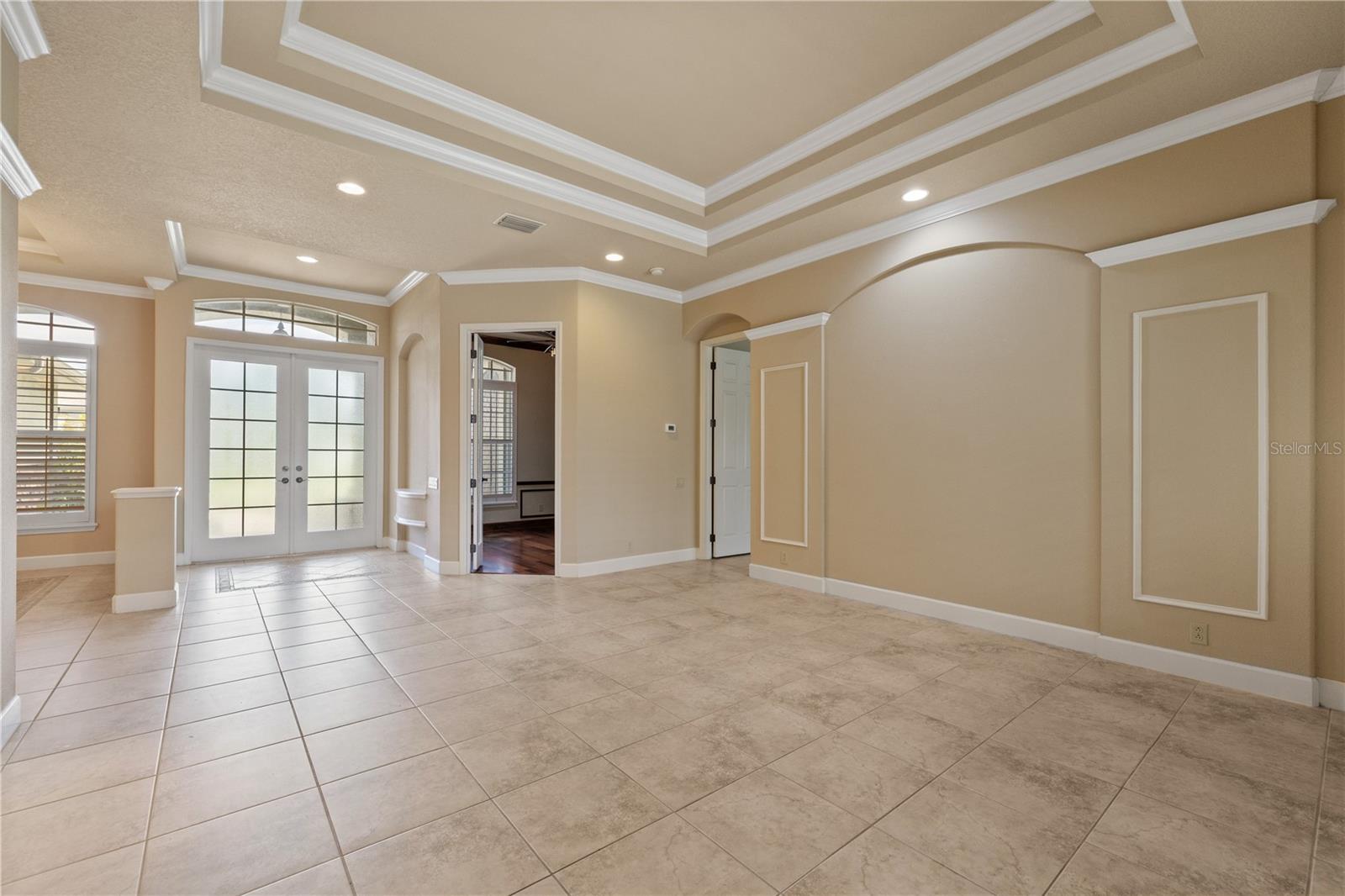 3015 LYNWOOD CT — photo 8