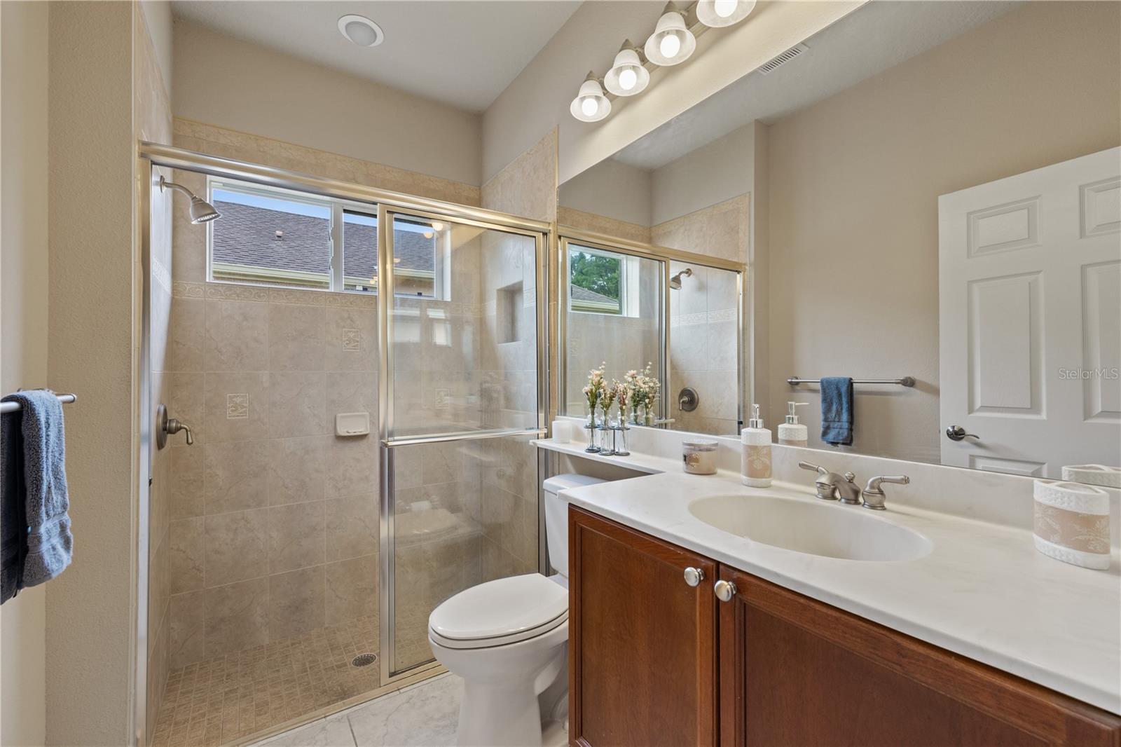 3015 LYNWOOD CT — photo 42