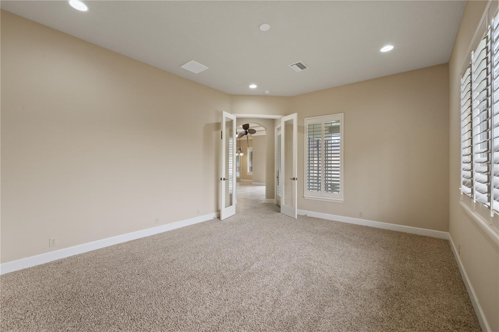 3015 LYNWOOD CT — photo 41