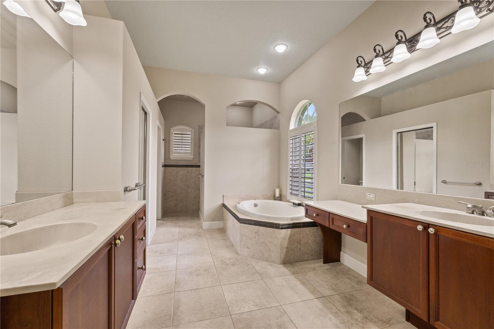 3015 LYNWOOD CT — photo 13
