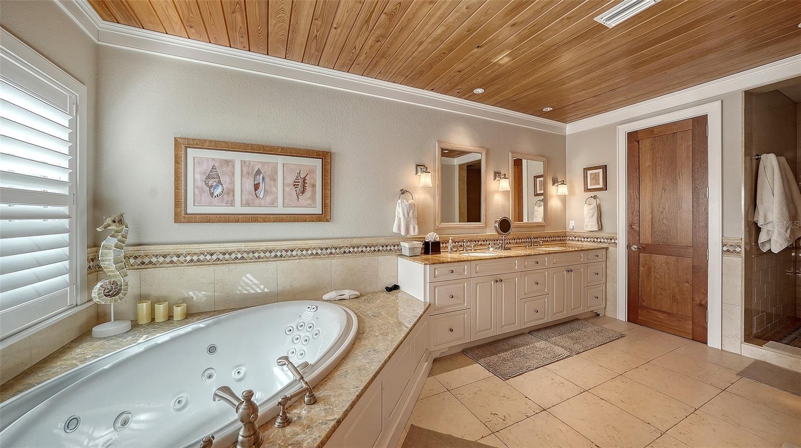 340 MORNINGSIDE DR — photo 37