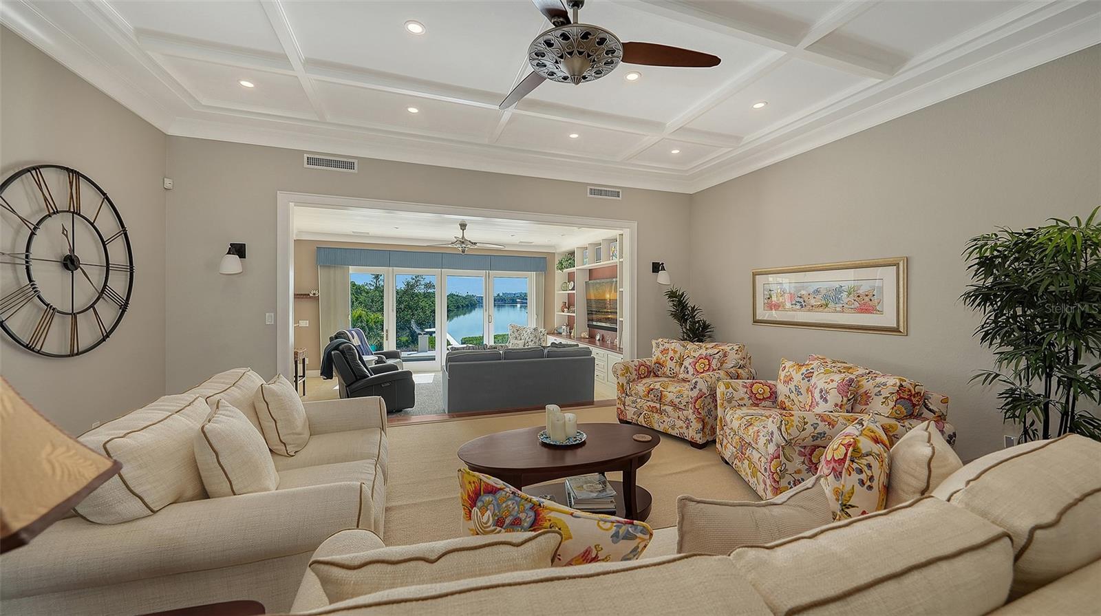 340 MORNINGSIDE DR — photo 8