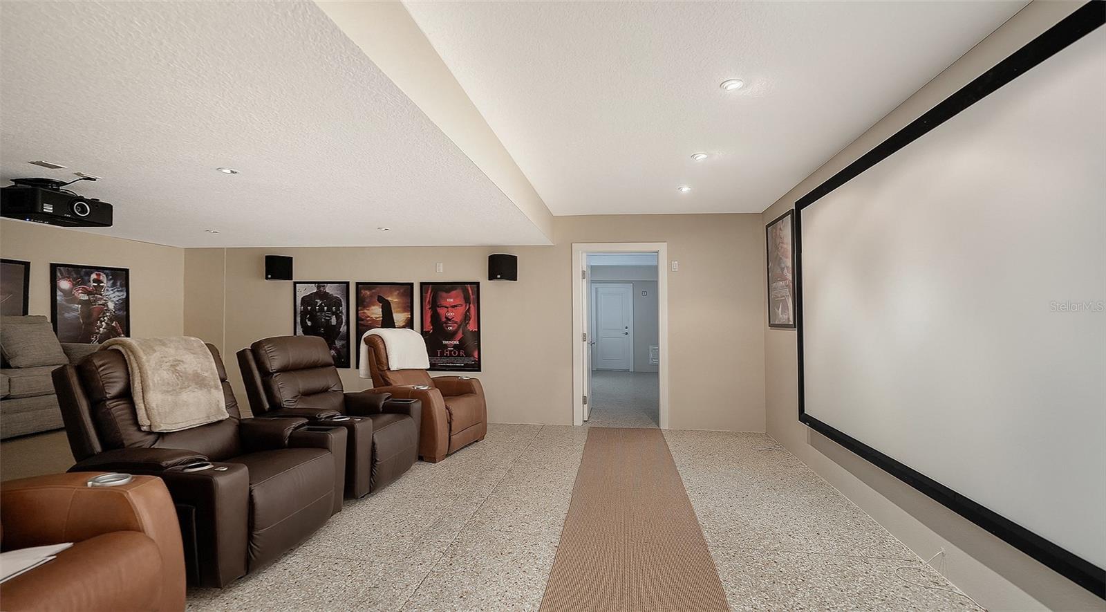340 MORNINGSIDE DR — photo 44