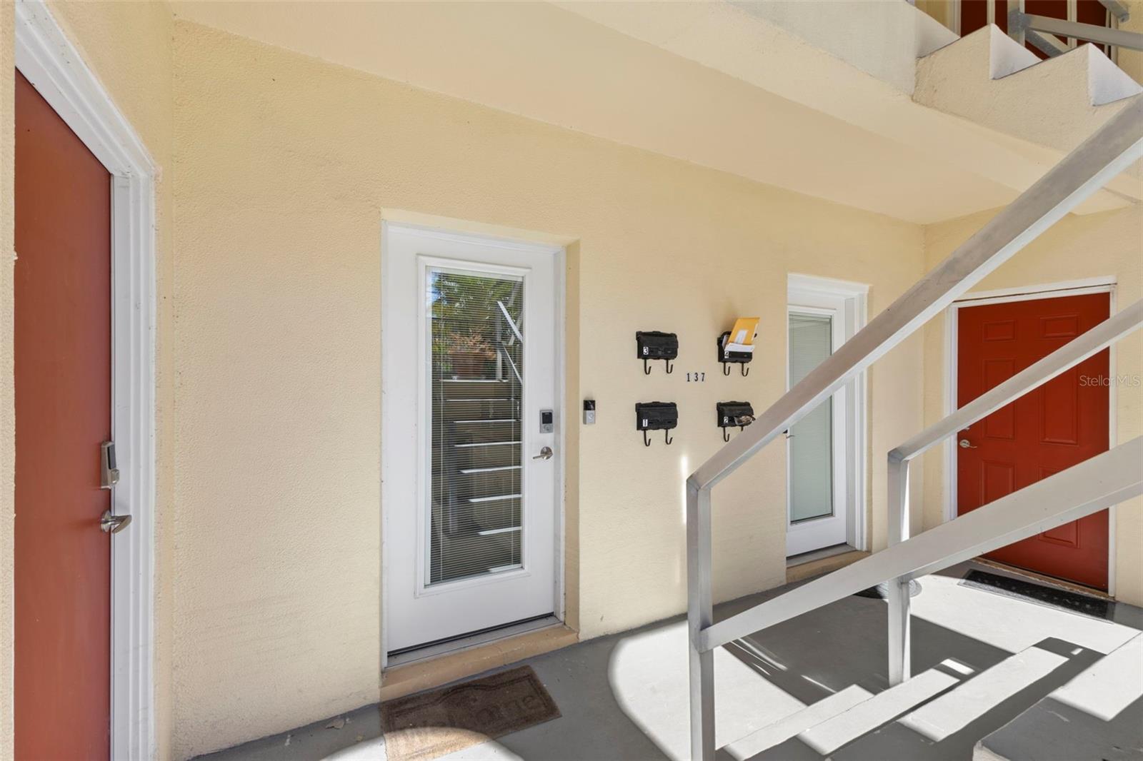 137 AVENIDA MESSINA #1 — photo 28