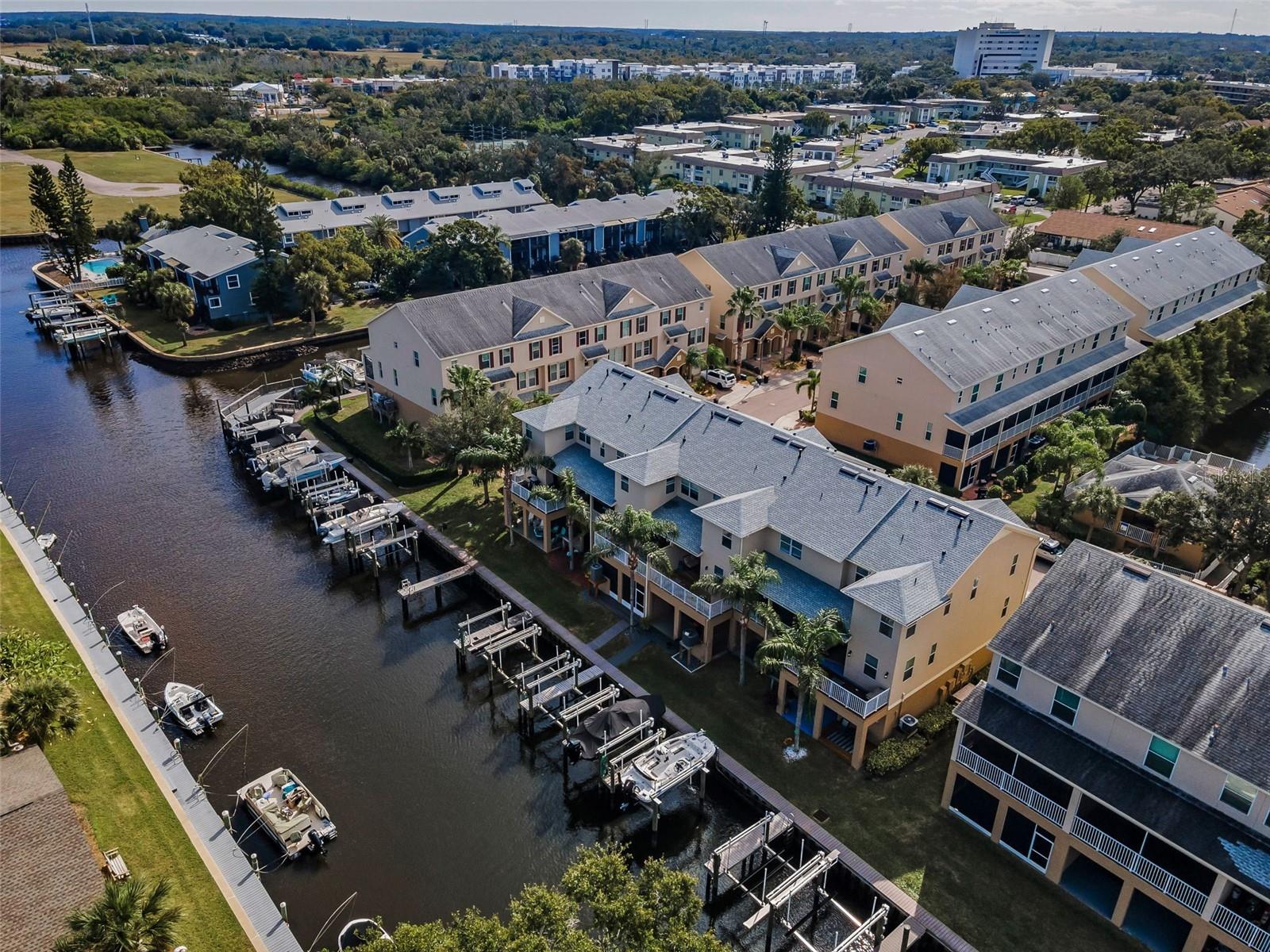 842 CALLISTA CAY LOOP — photo 40