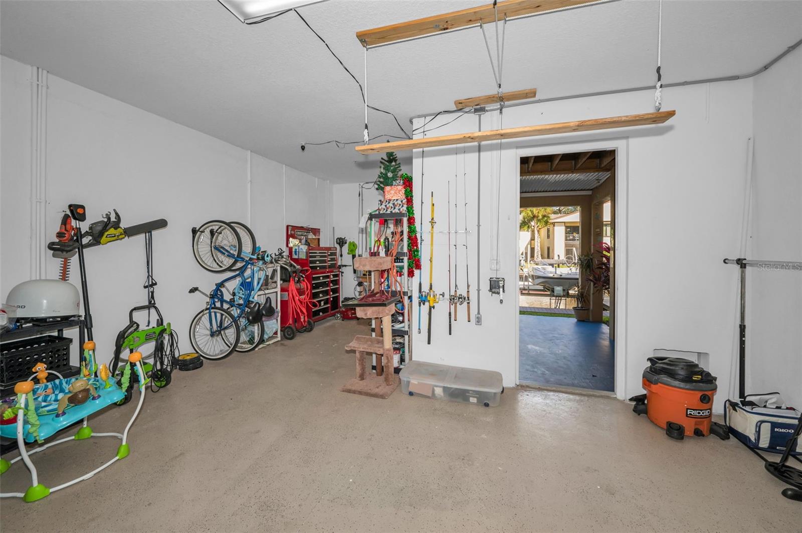 842 CALLISTA CAY LOOP — photo 30