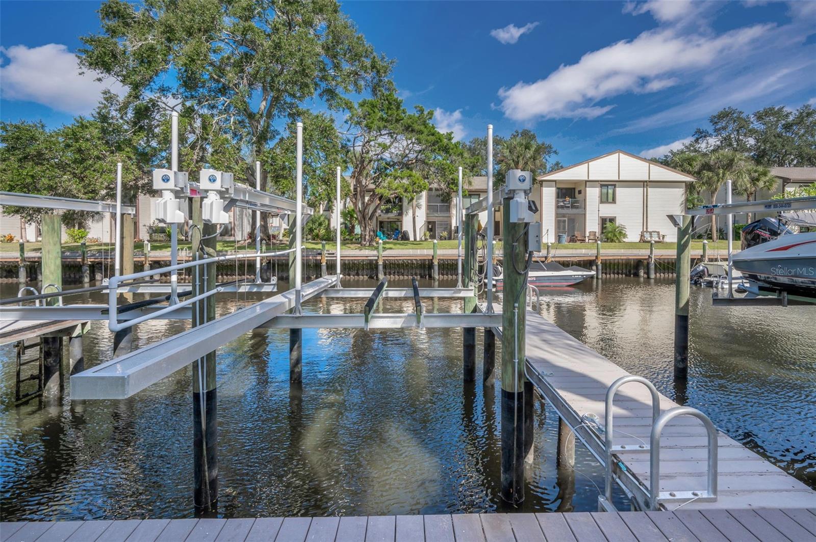 842 CALLISTA CAY LOOP — photo 36