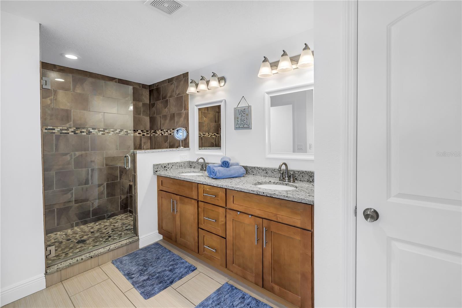 100 WINDRUSH BLVD #1 — photo 17