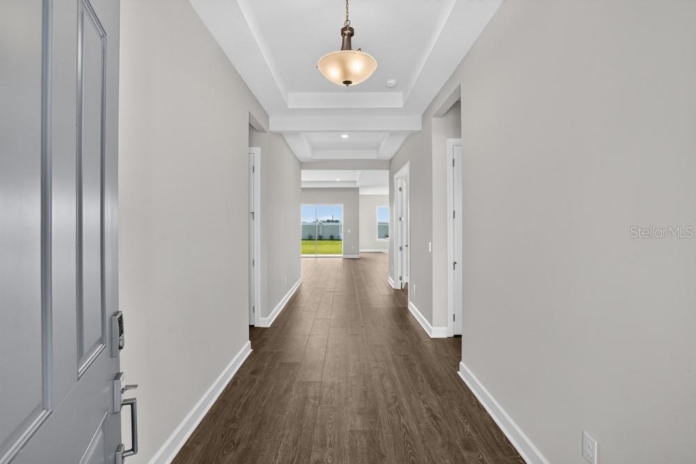 13827 BUCHANAN DR — photo 24
