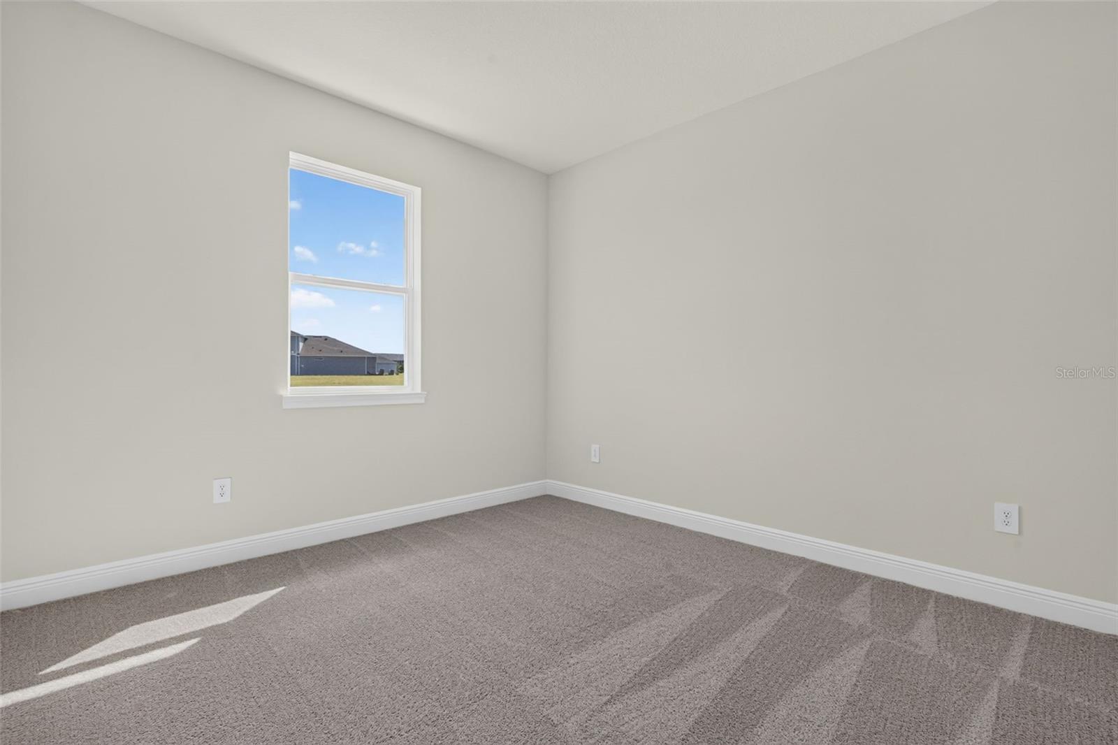 12907 PIERCE ST — photo 26