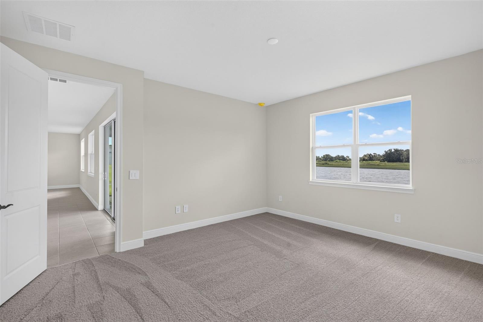 12907 PIERCE ST — photo 18