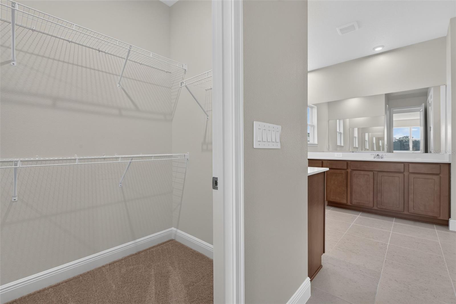 12907 PIERCE ST — photo 21