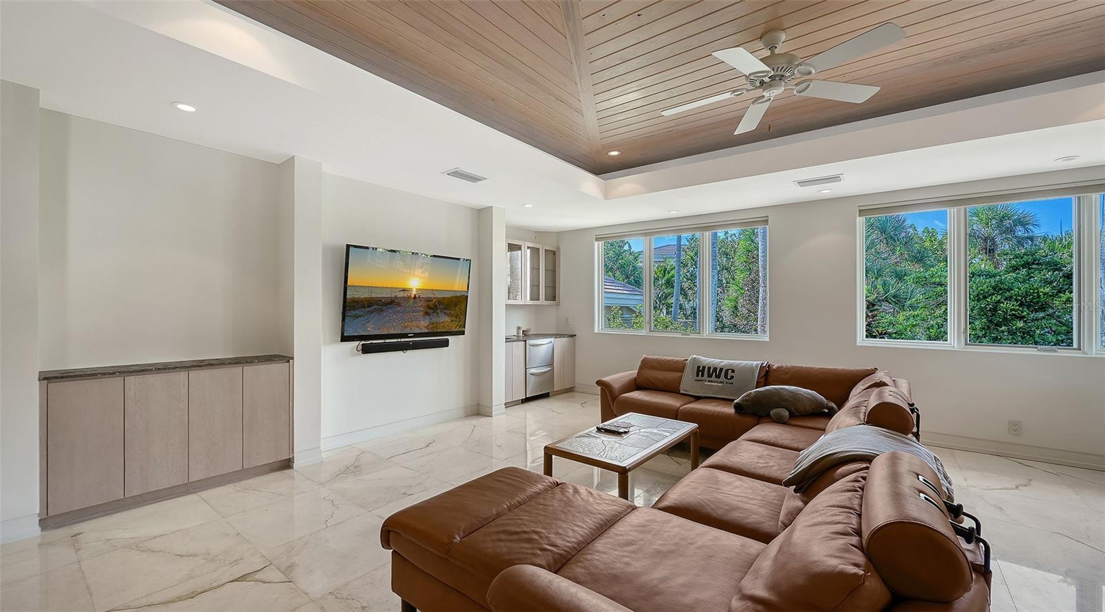 510 HARBOR GATE WAY — photo 41