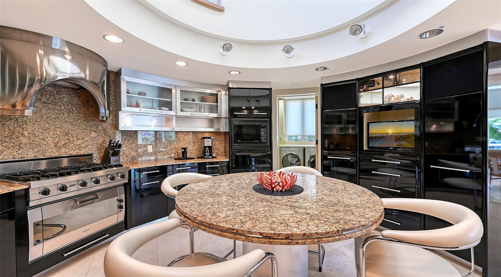 510 HARBOR GATE WAY — photo 16
