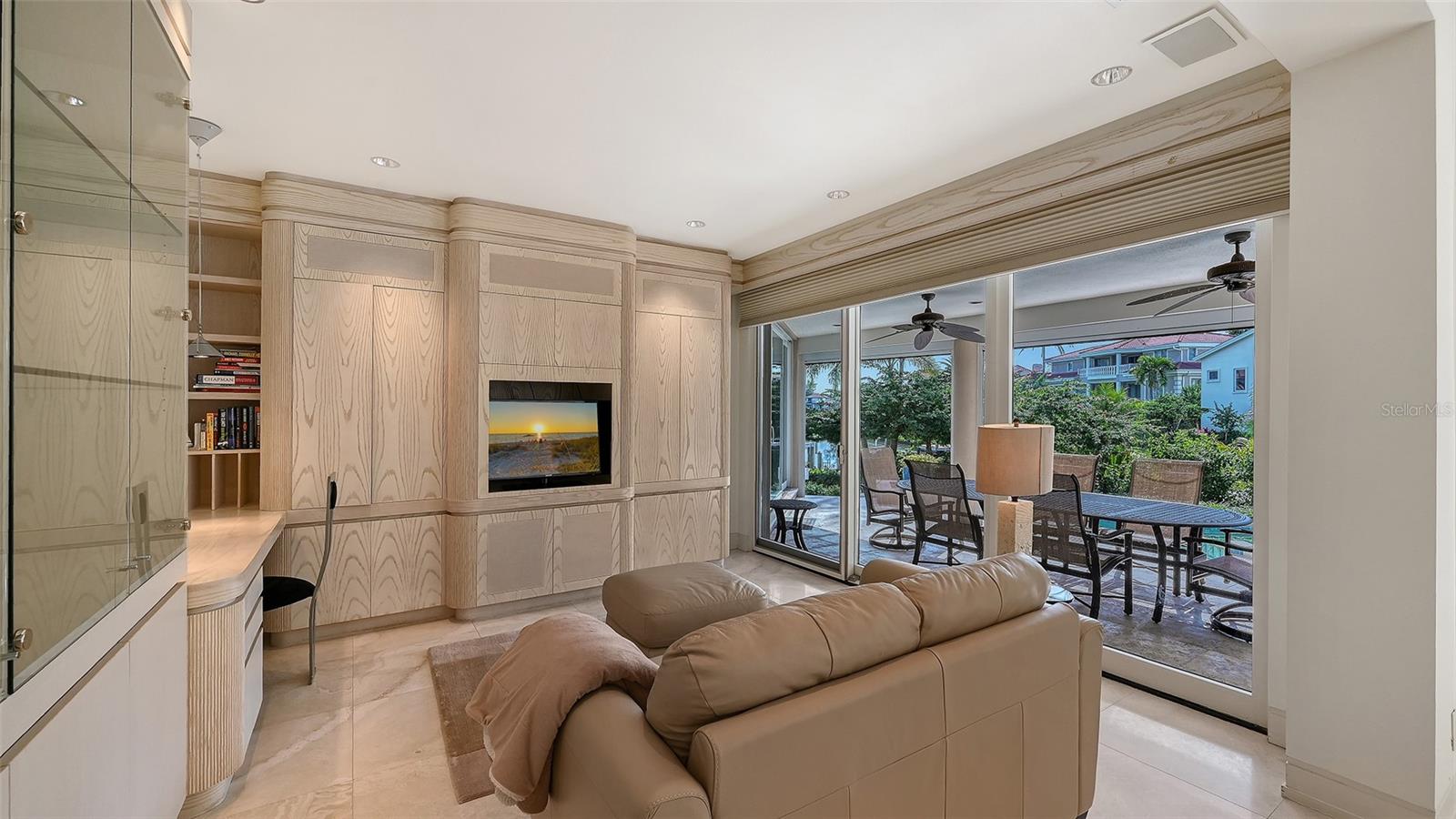 510 HARBOR GATE WAY — photo 24