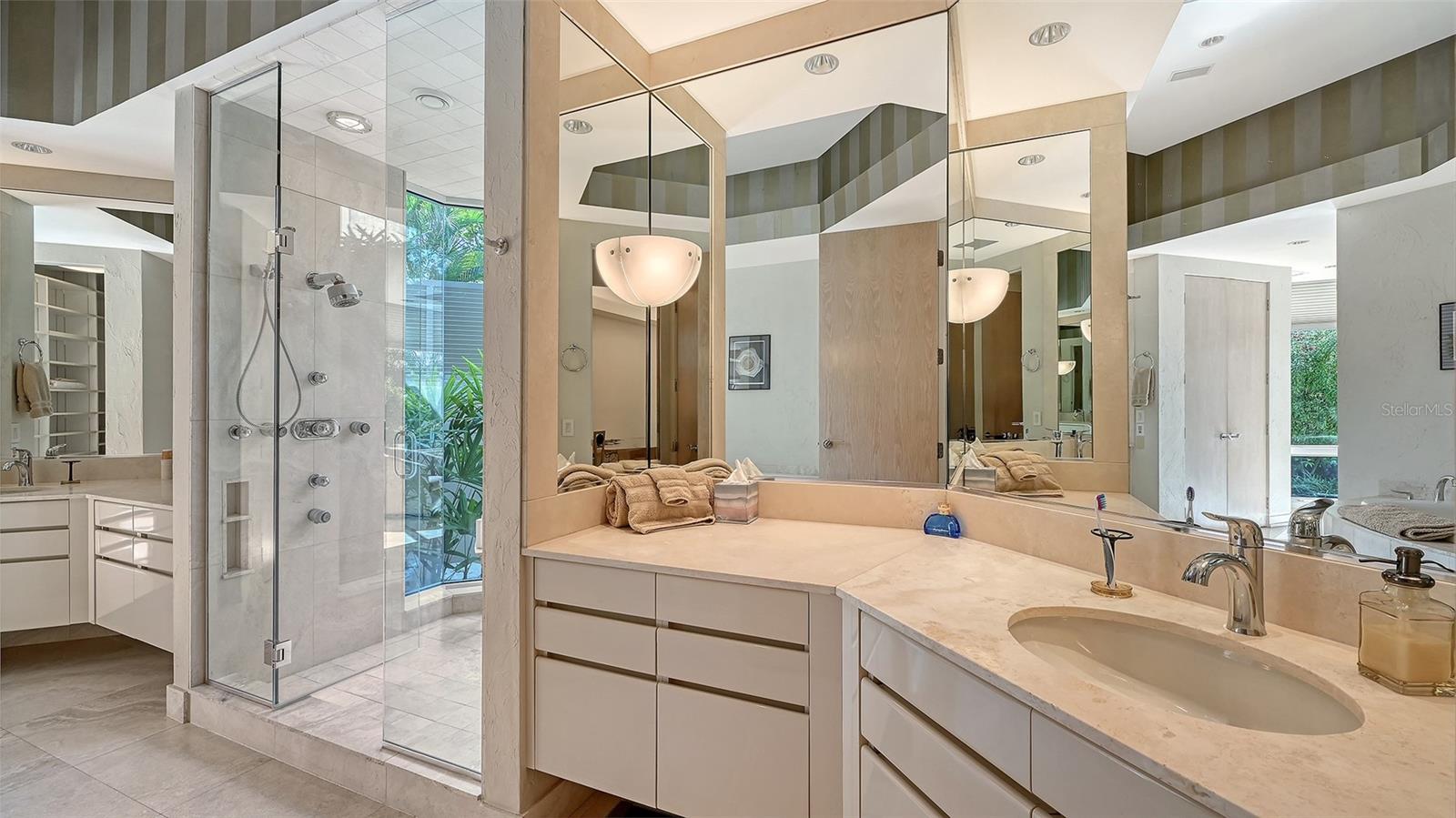 510 HARBOR GATE WAY — photo 30