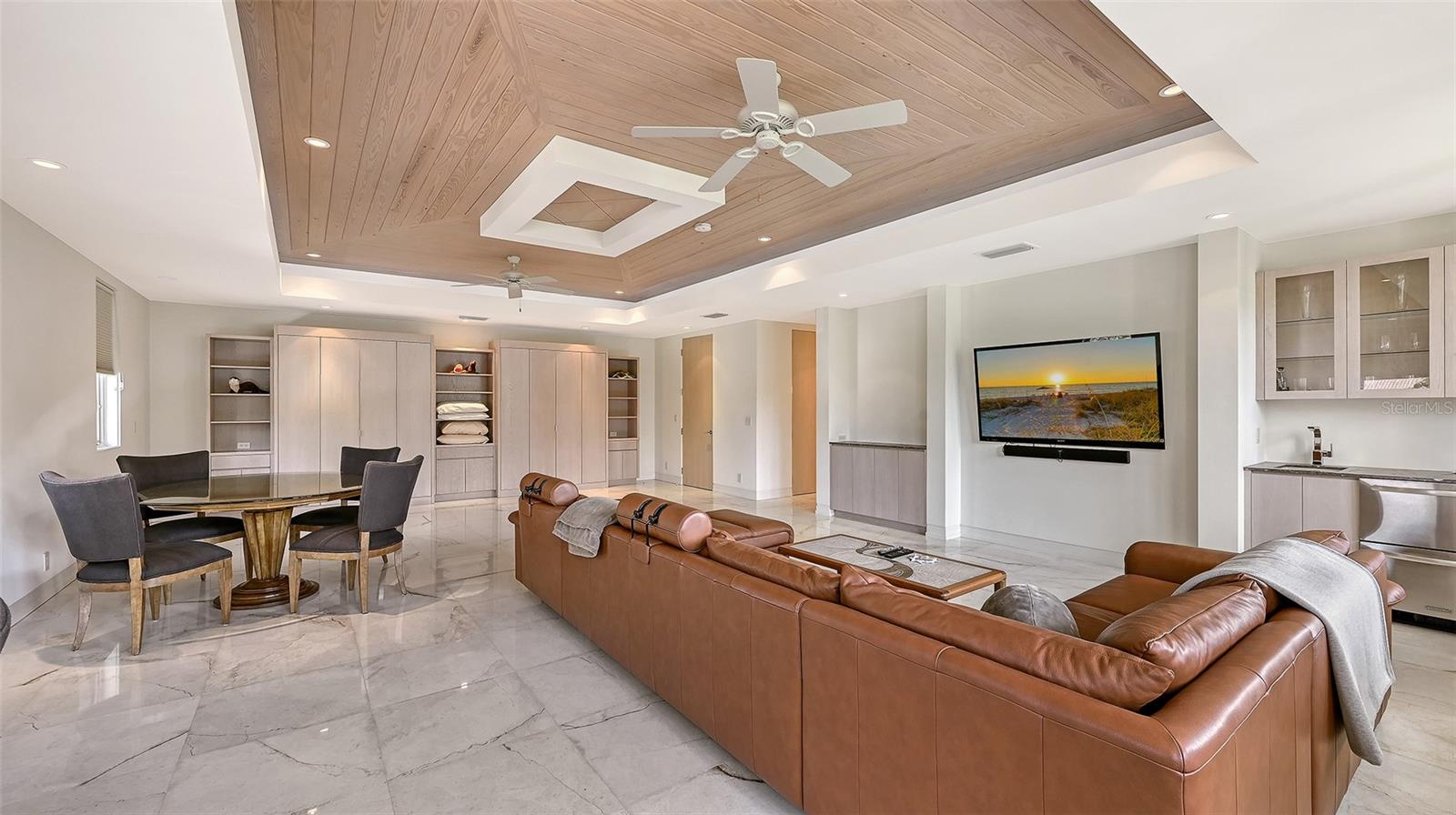 510 HARBOR GATE WAY — photo 38