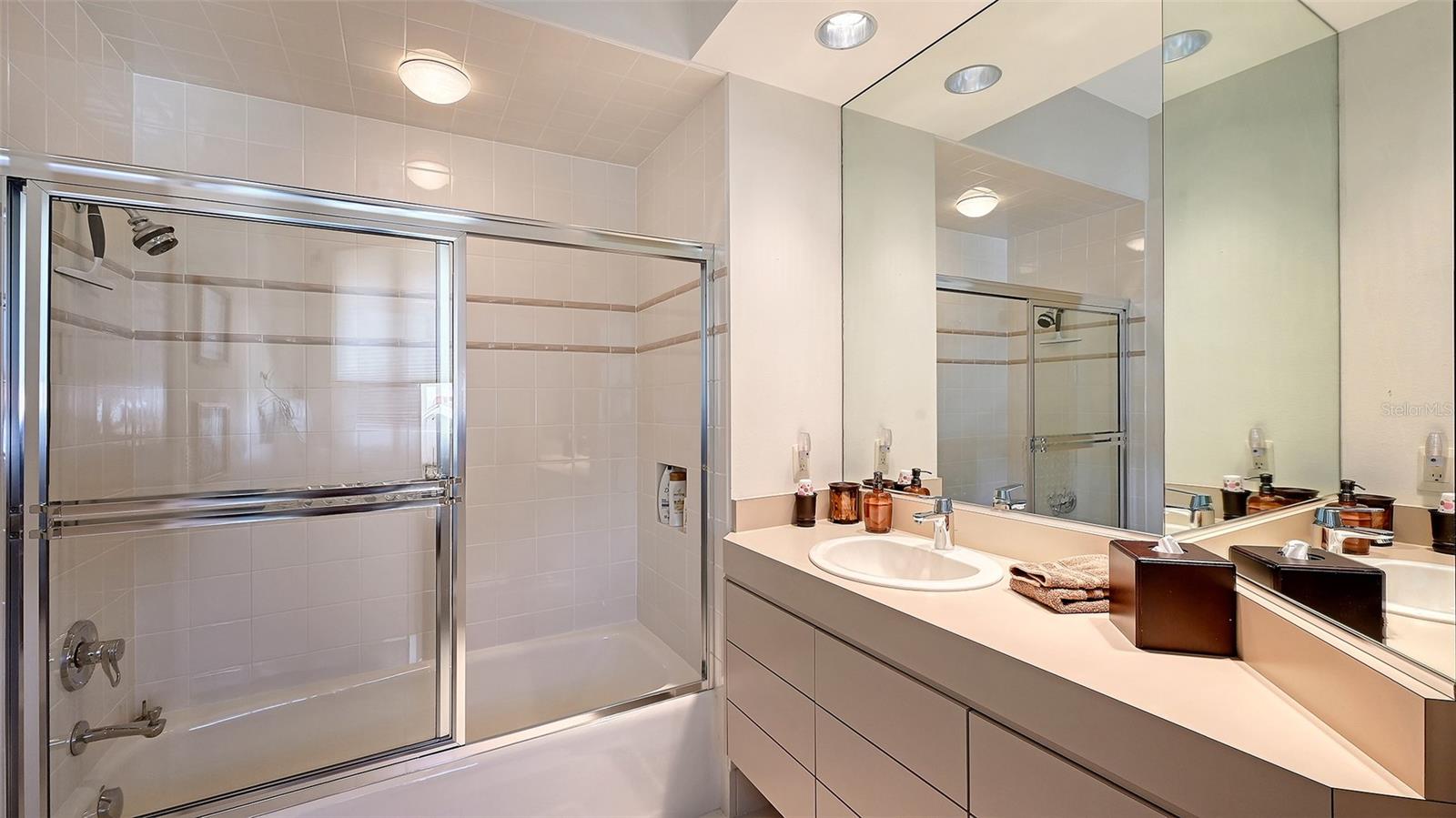 510 HARBOR GATE WAY — photo 80