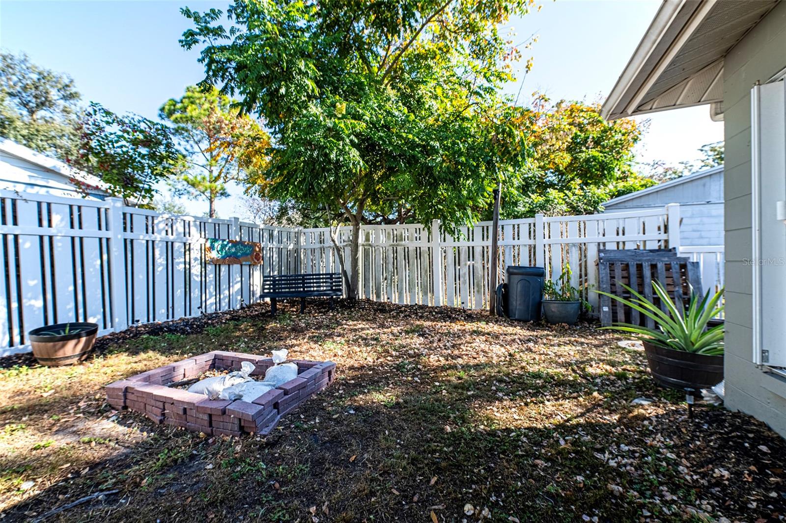 6401 CEDARBROOK DR S — photo 27