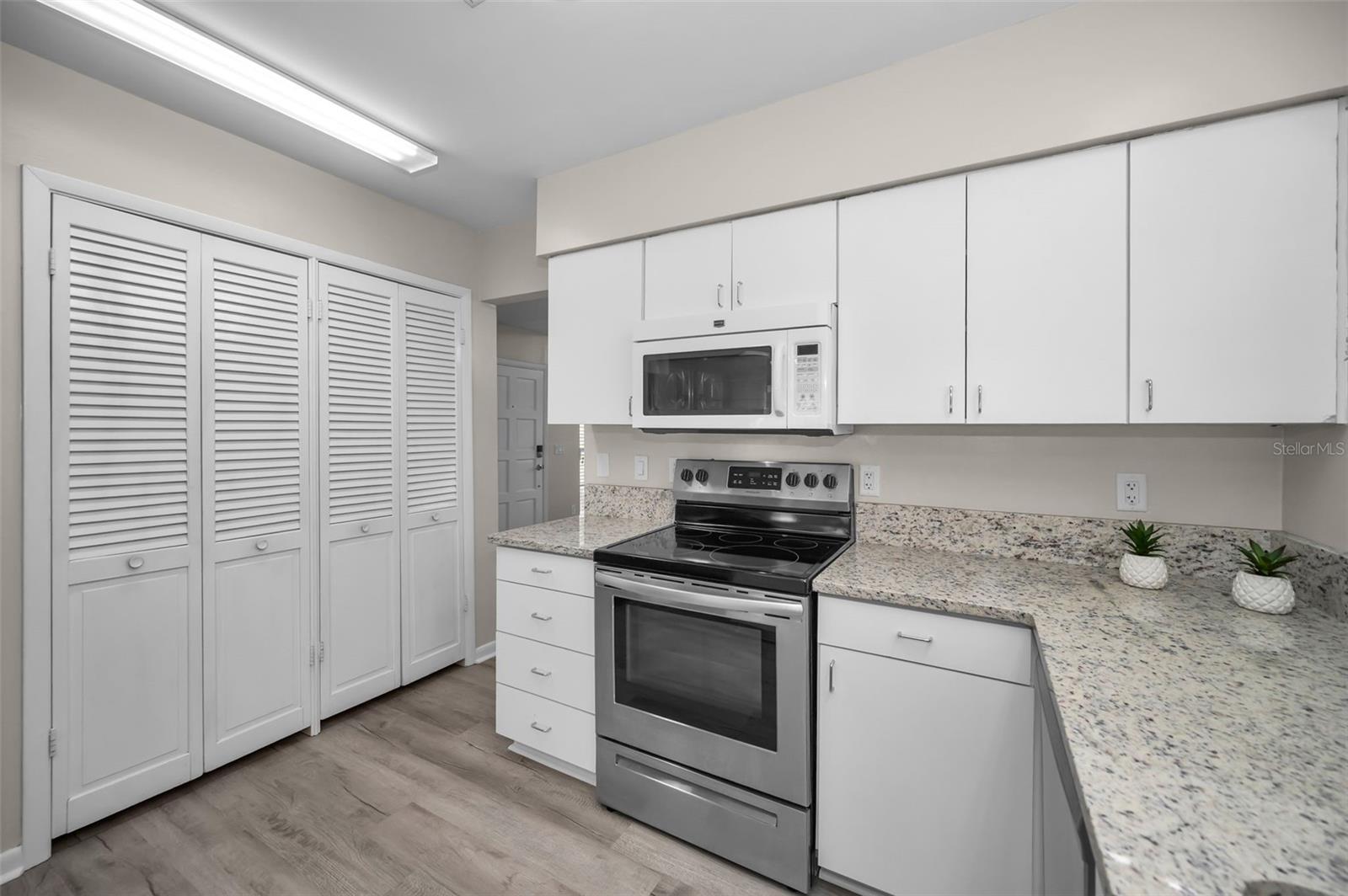 7404 CLEARVIEW DR — photo 11