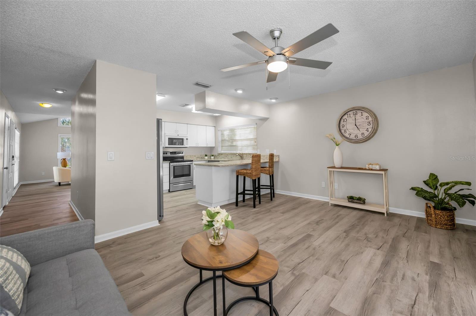 7404 CLEARVIEW DR — photo 14