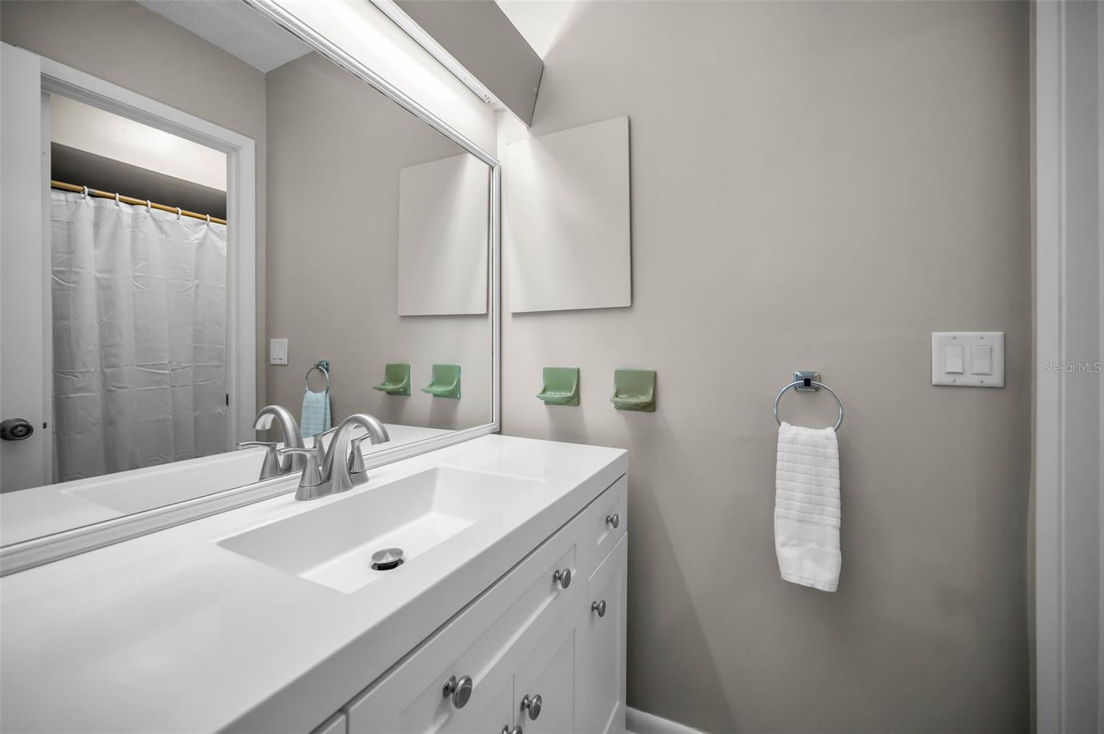 7404 CLEARVIEW DR — photo 22