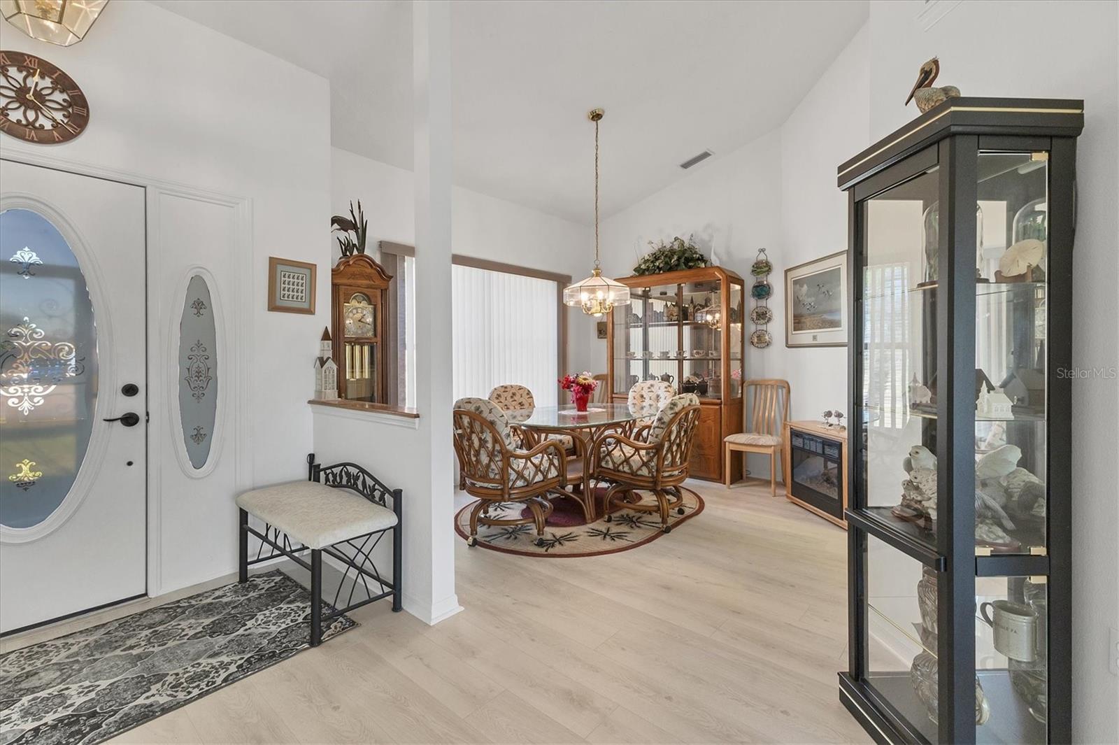 2720 S BISCAYNE DR — photo 8
