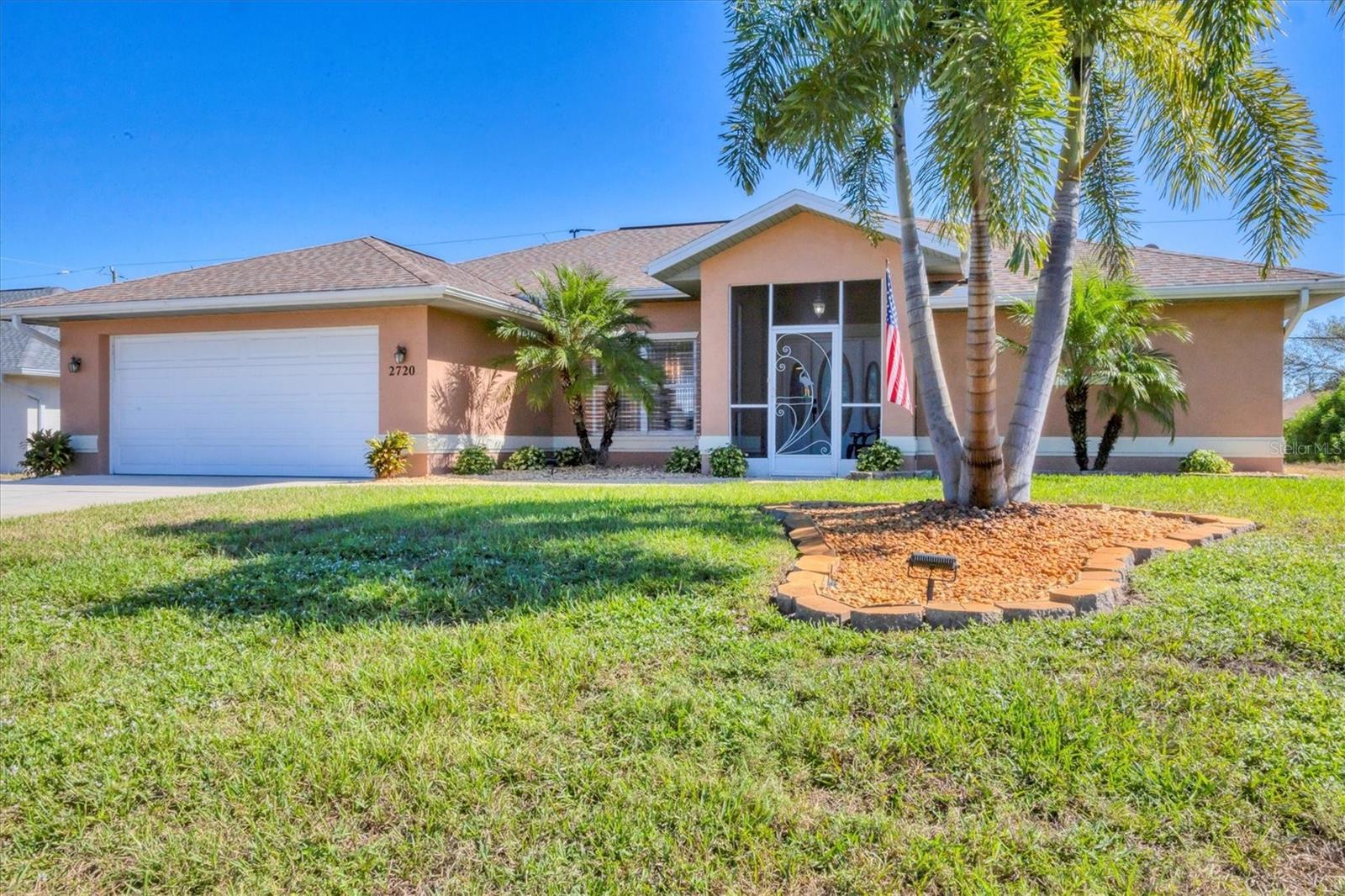 2720 S BISCAYNE DR — photo 2