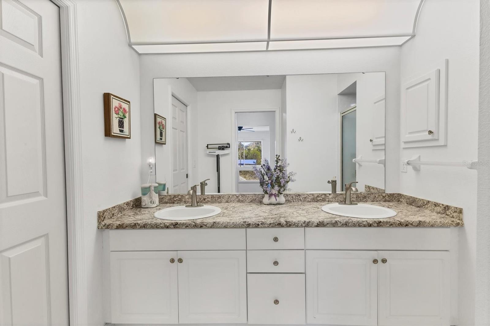 2720 S BISCAYNE DR — photo 20
