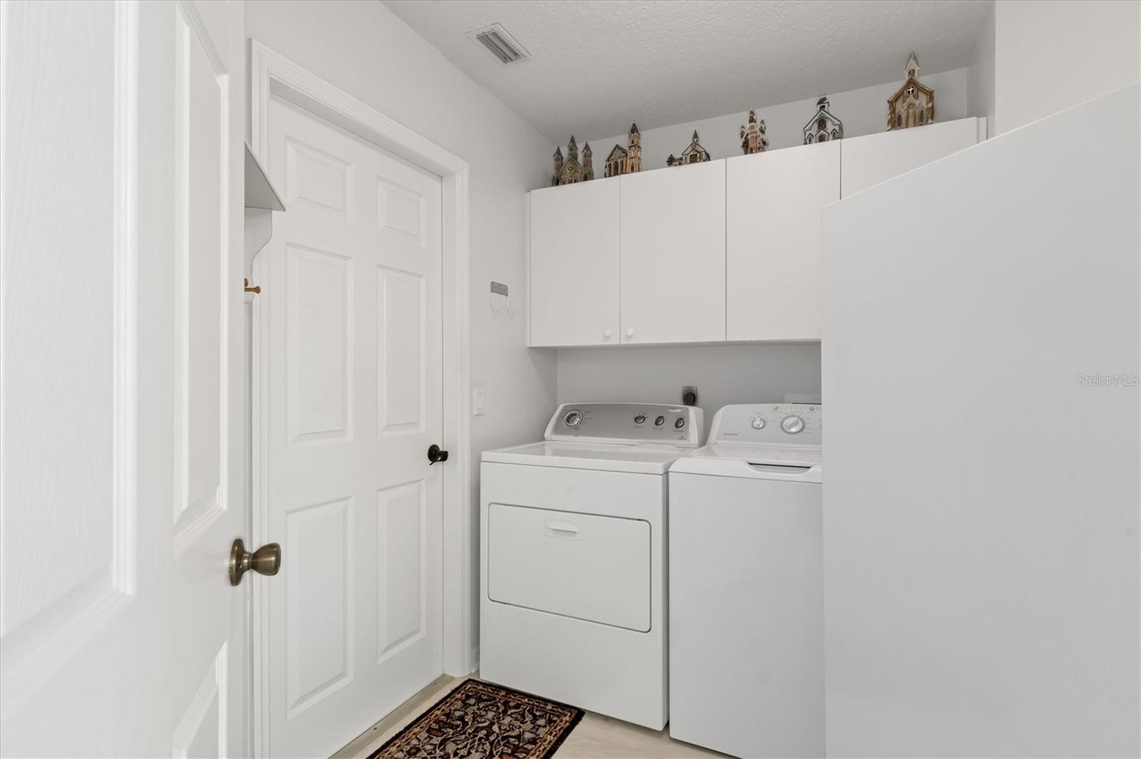 2720 S BISCAYNE DR — photo 25
