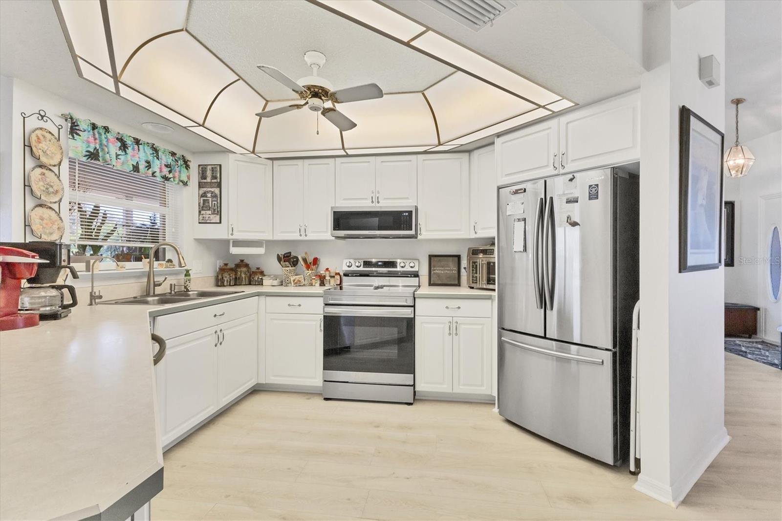 2720 S BISCAYNE DR — photo 14