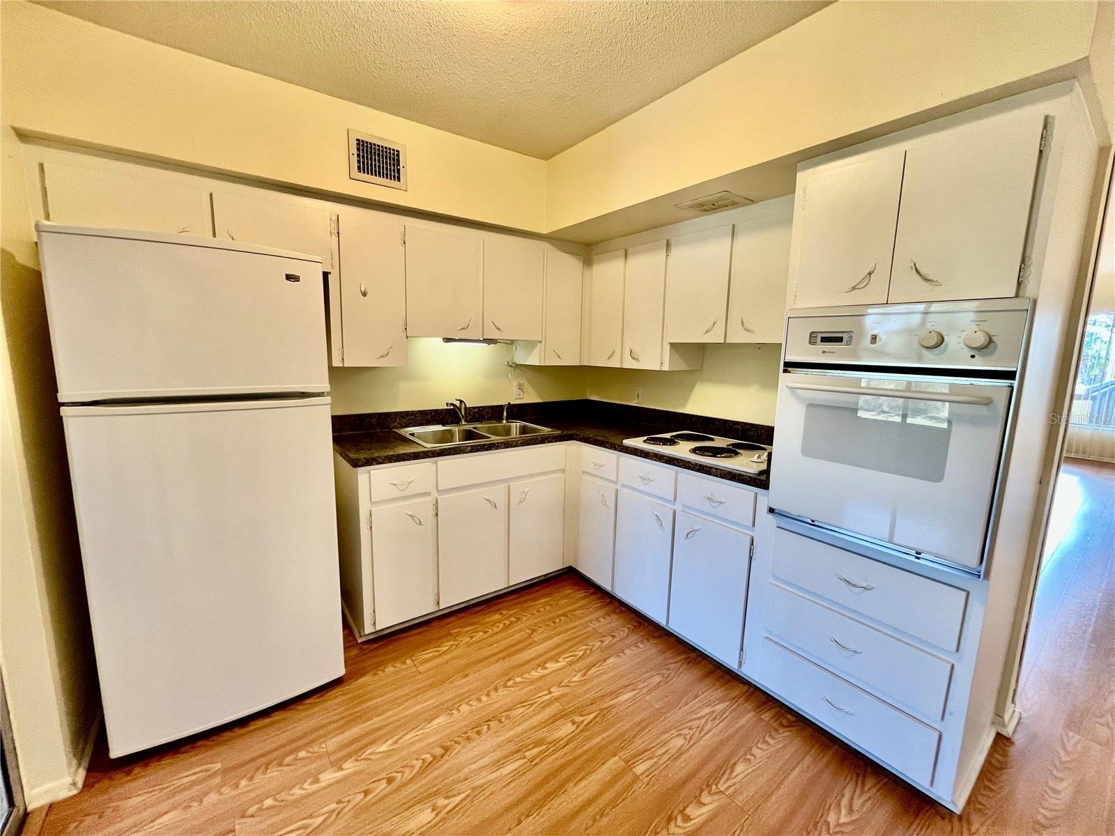 2464 AUSTRALIA WAY E #66 — photo 7