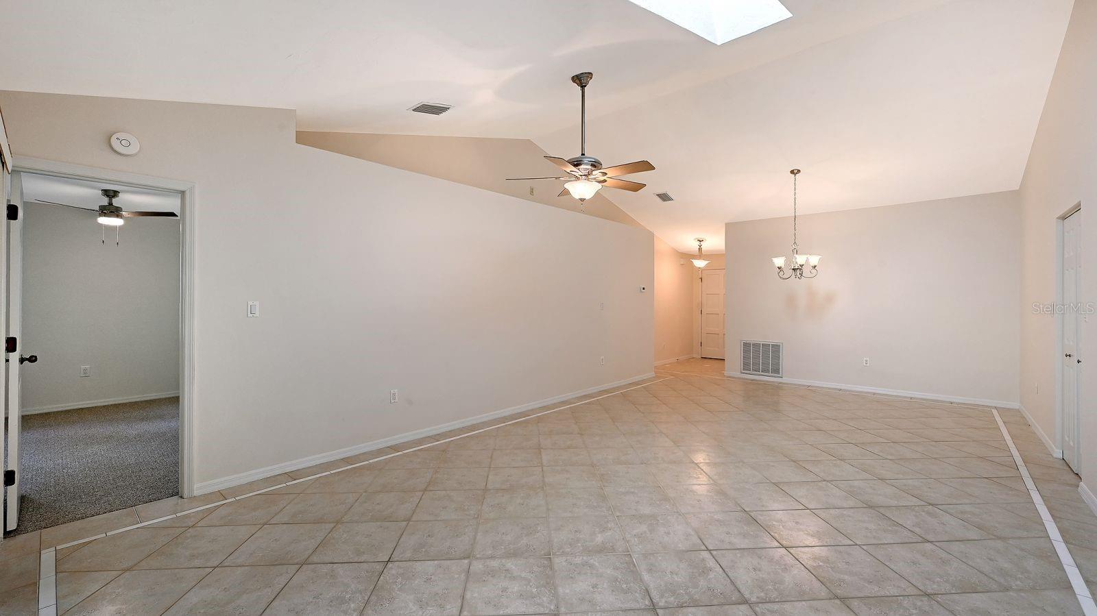 4799 OAK FOREST DR W #43 — photo 11