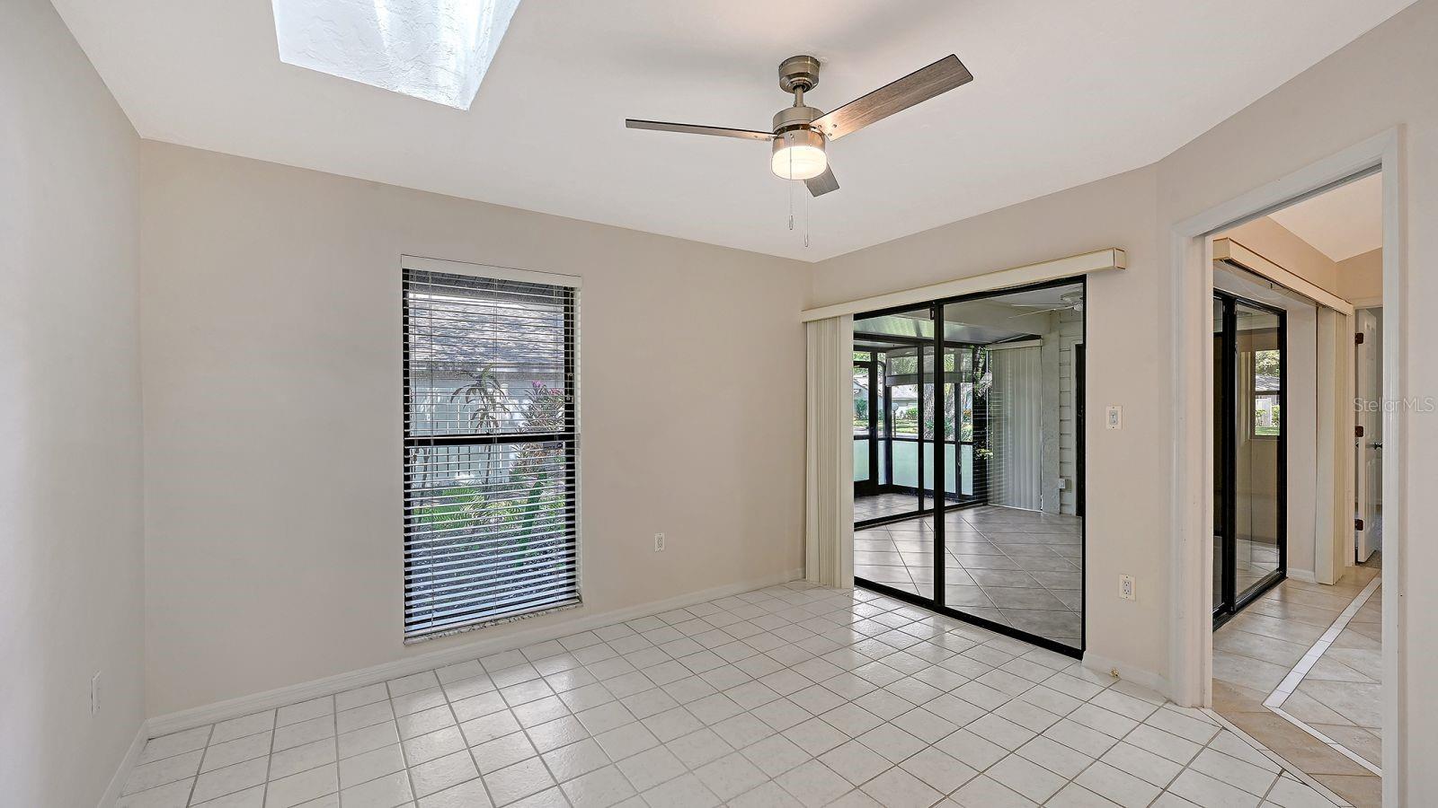 4799 OAK FOREST DR W #43 — photo 18