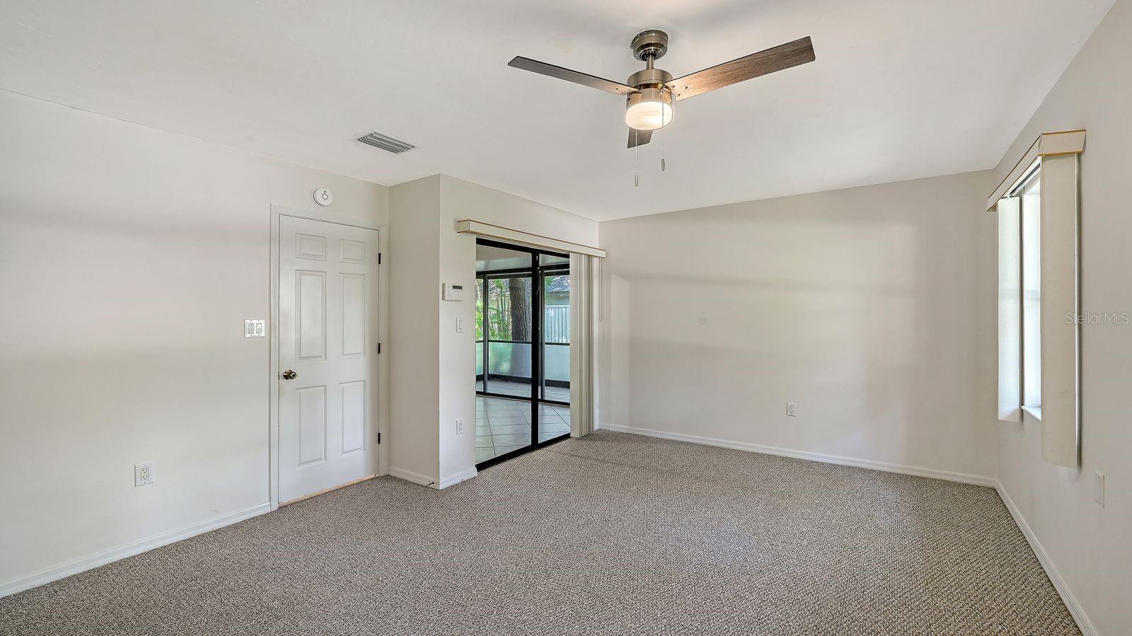 4799 OAK FOREST DR W #43 — photo 22