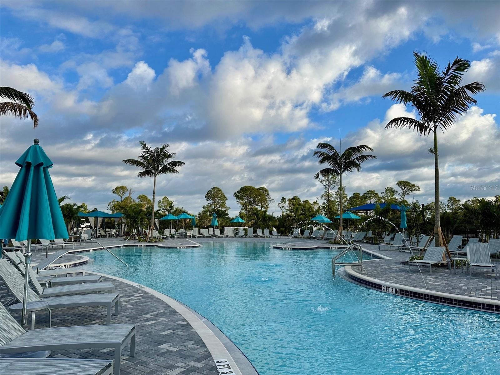 17735 BORACAY CT #101 — photo 32