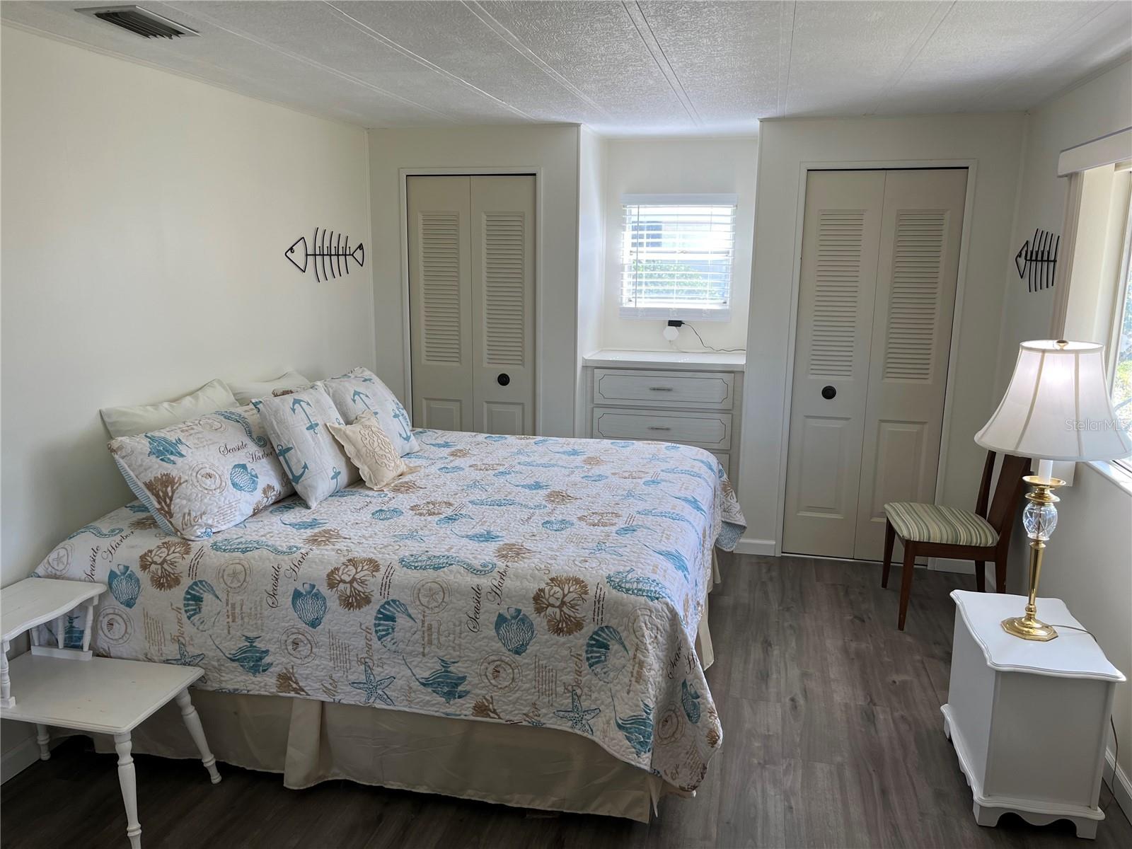 824 CERVINA DR — photo 34