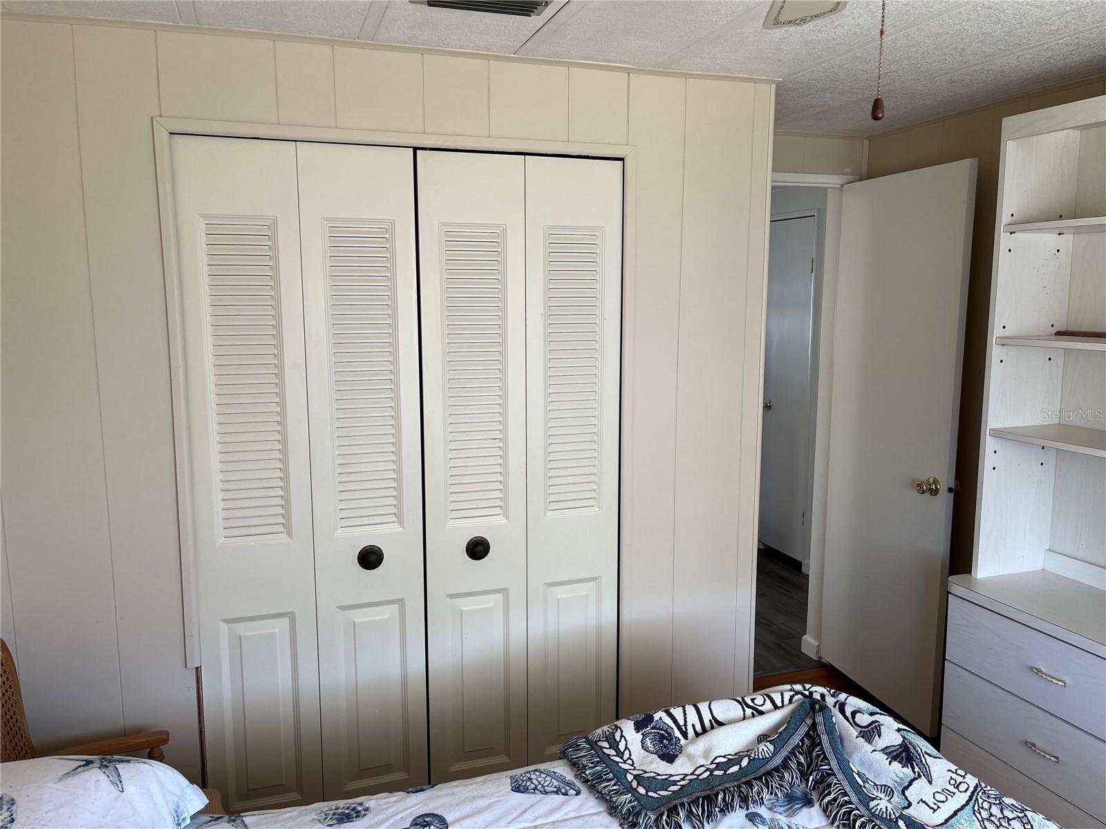 824 CERVINA DR — photo 31
