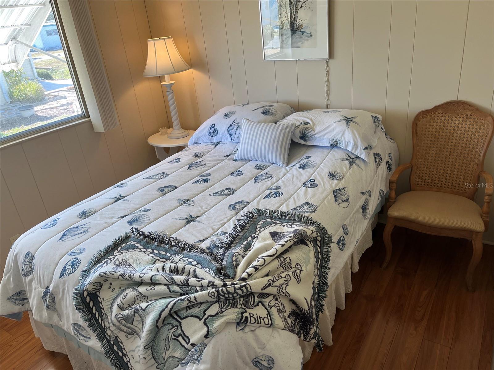 824 CERVINA DR — photo 27