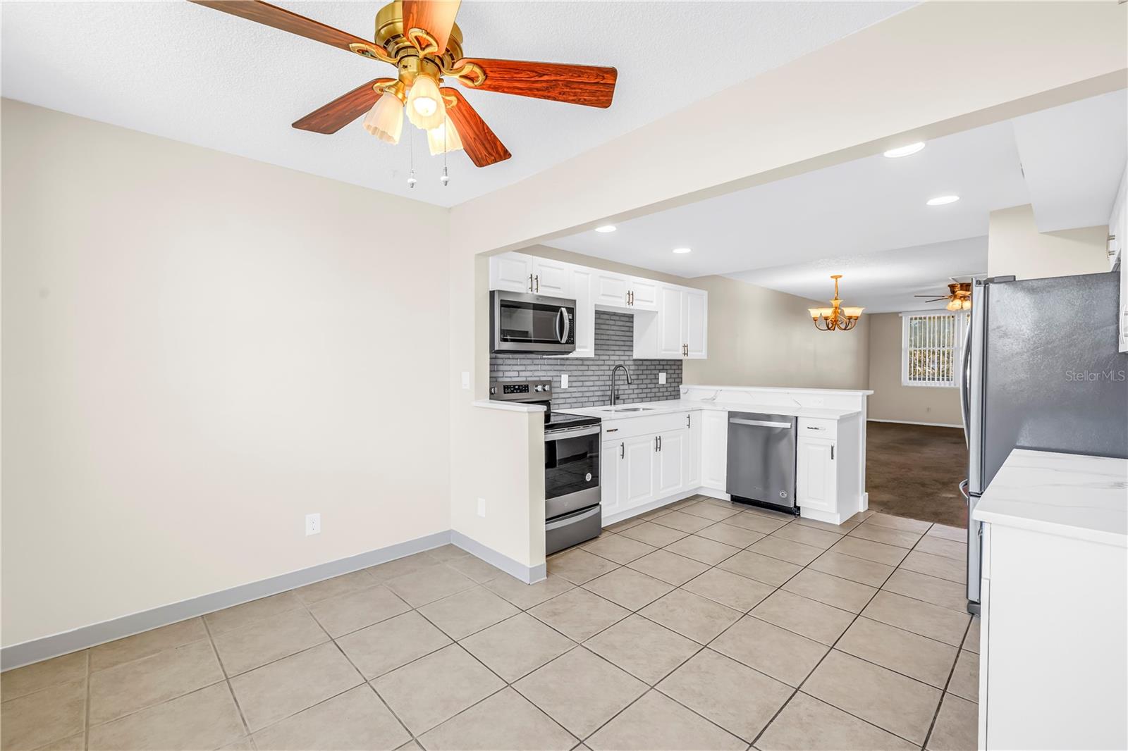 5095 BAY ST NE #317 — photo 7