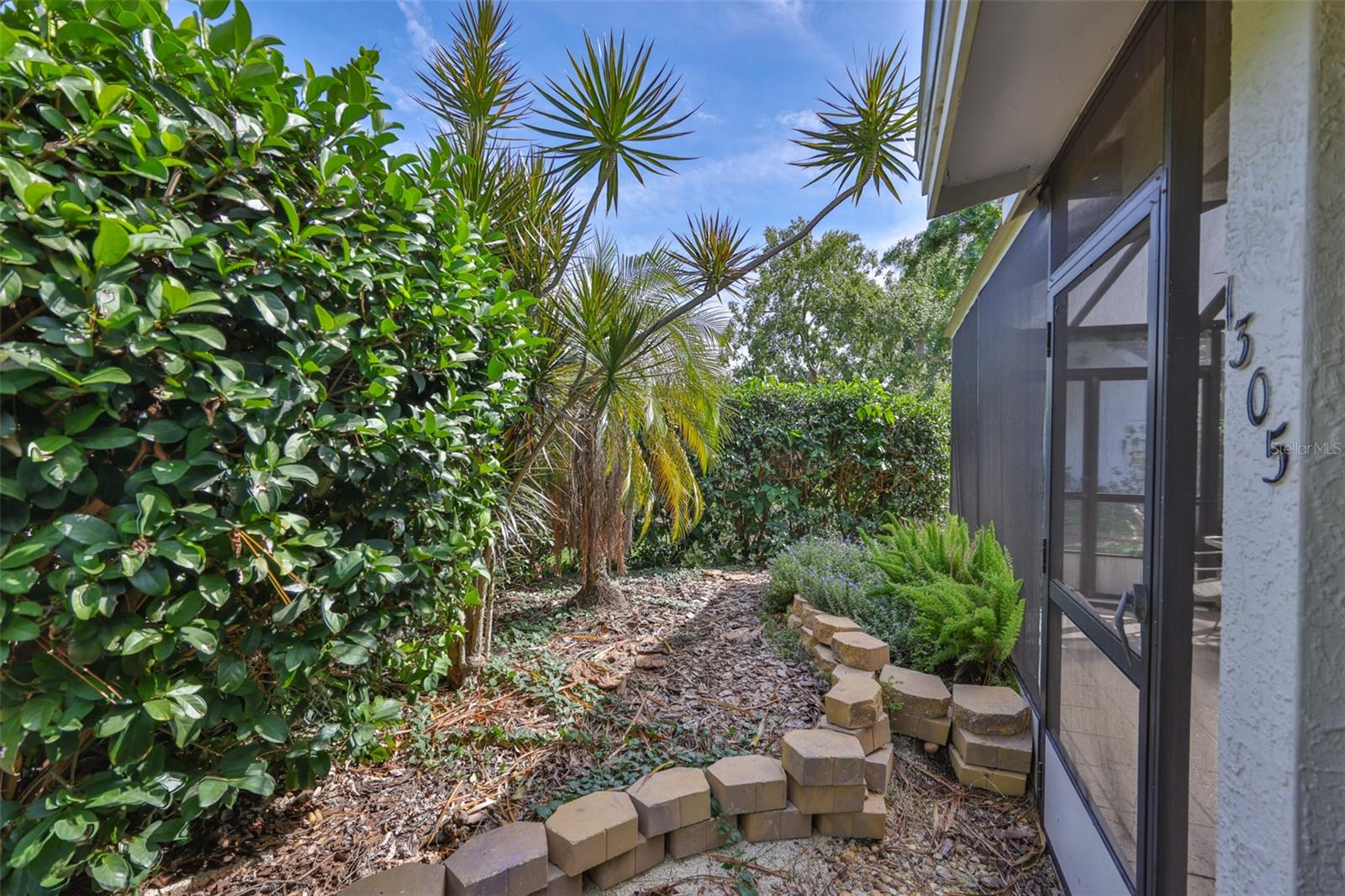 1305 SPRY CT — photo 21