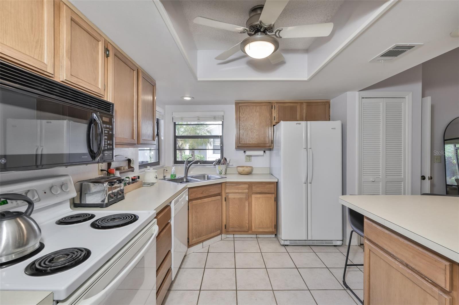 1305 SPRY CT — photo 12