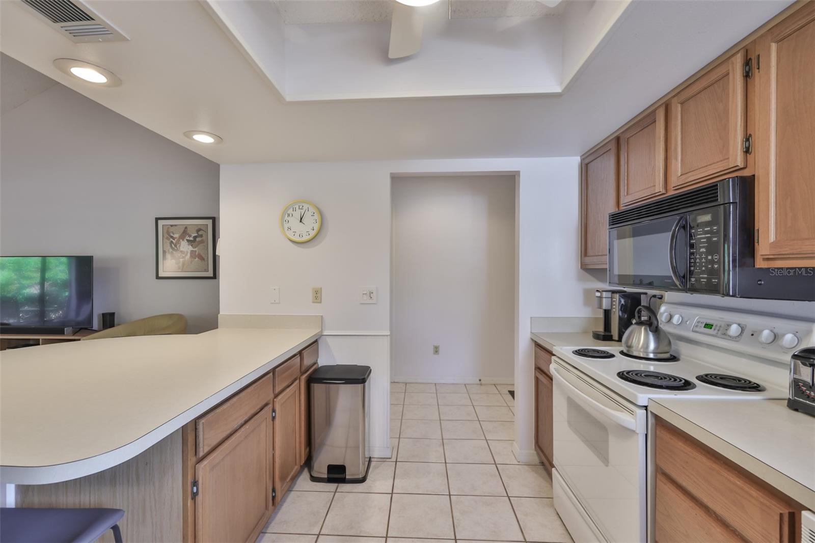1305 SPRY CT — photo 10